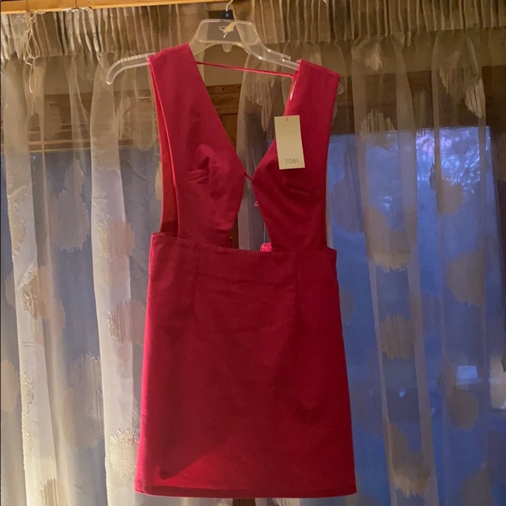 Dress - Picture 1 of 1